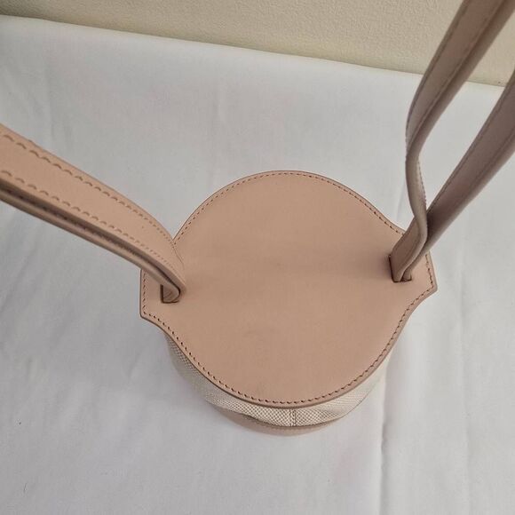 Ora Era Nude Milkcan Leather Crossbody Bag, NWOT - Picture 10 of 11